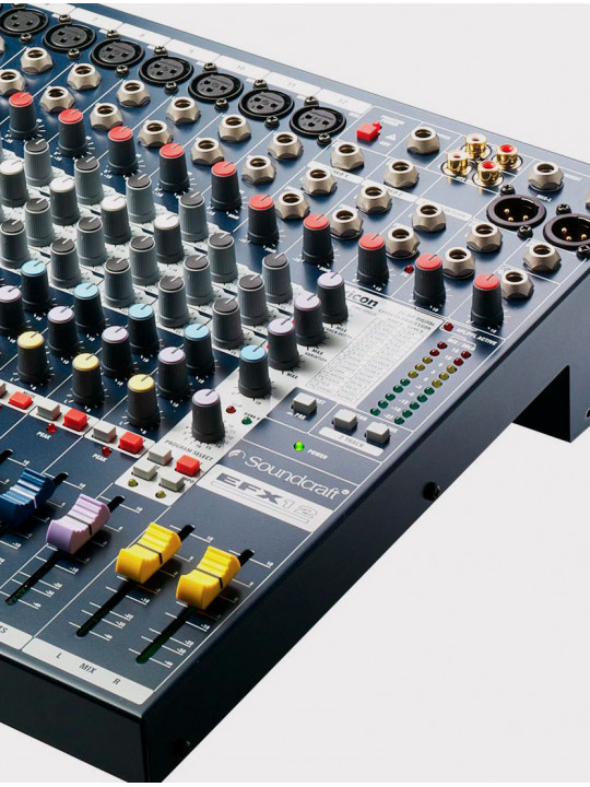 Микшерный пульт Soundcraft EFX12